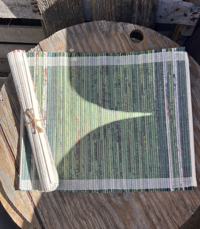 gReen Newspaper Placemat