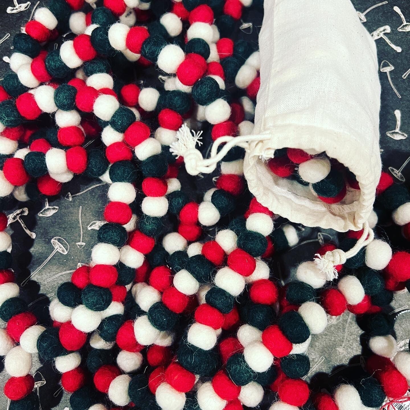 Holiday Felt Garland