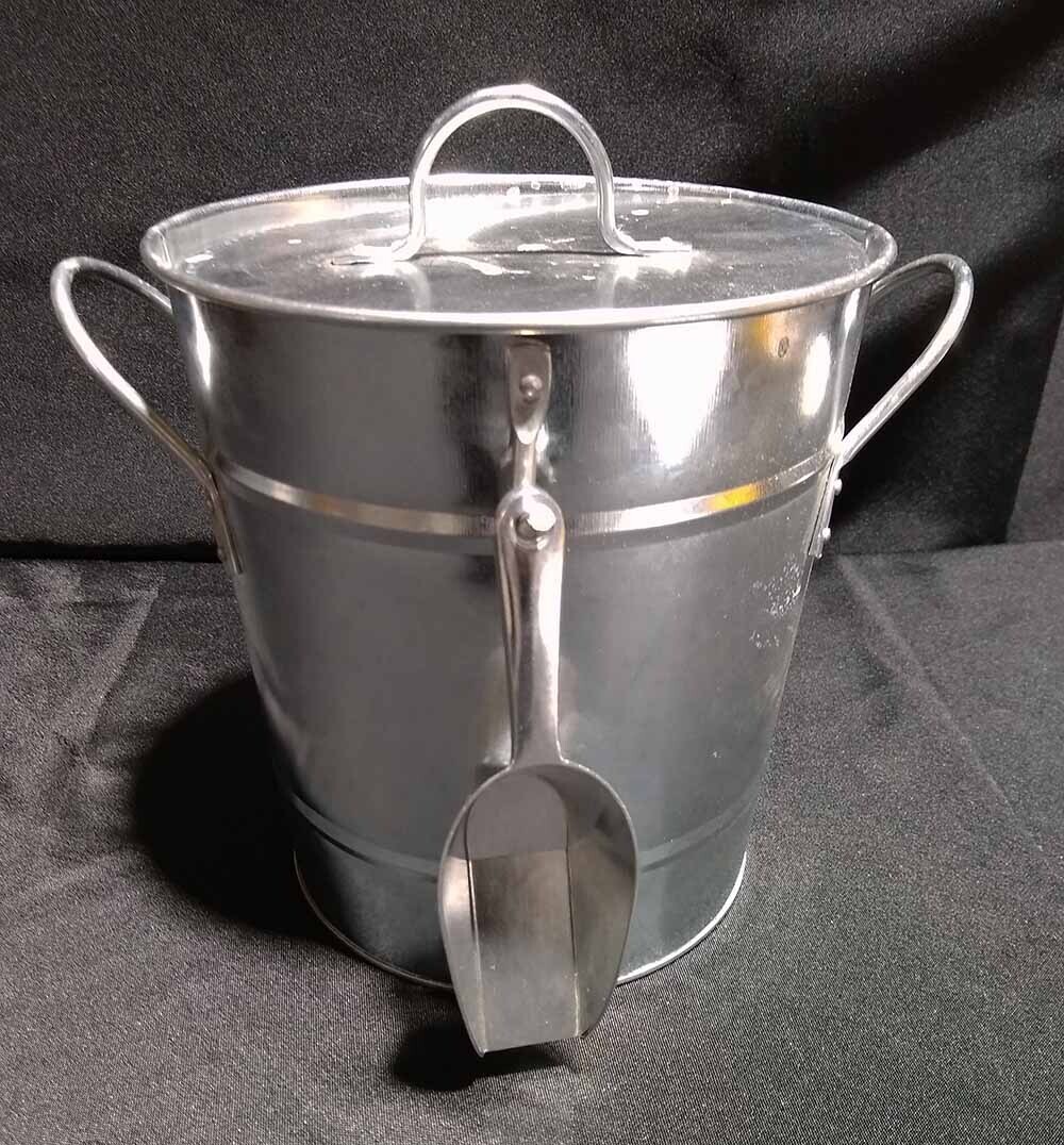 Ice Bucket With Scoop