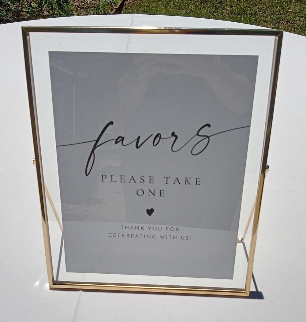 Favors Sign in Gold Frame