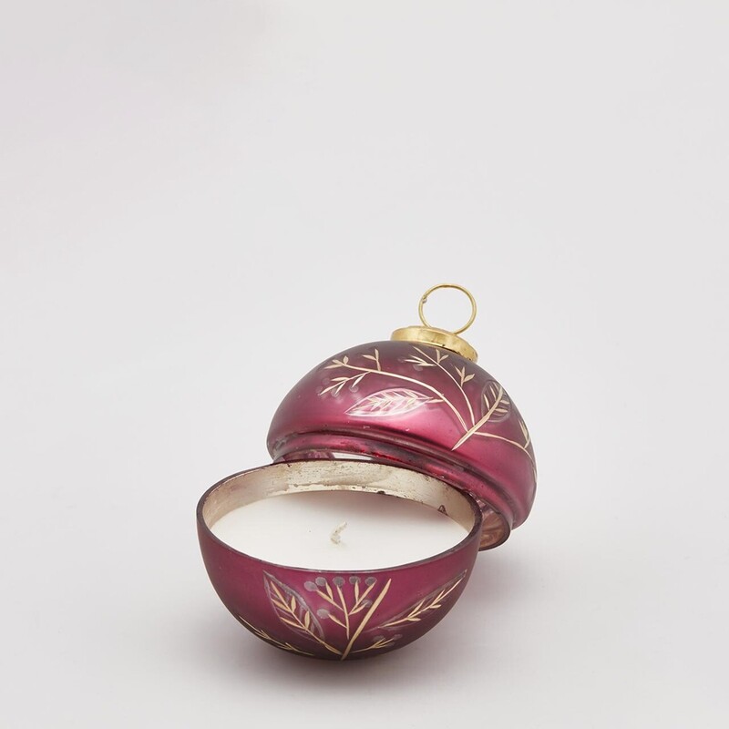 Candela sfera di natale bacche Candela sfera di natale bacche