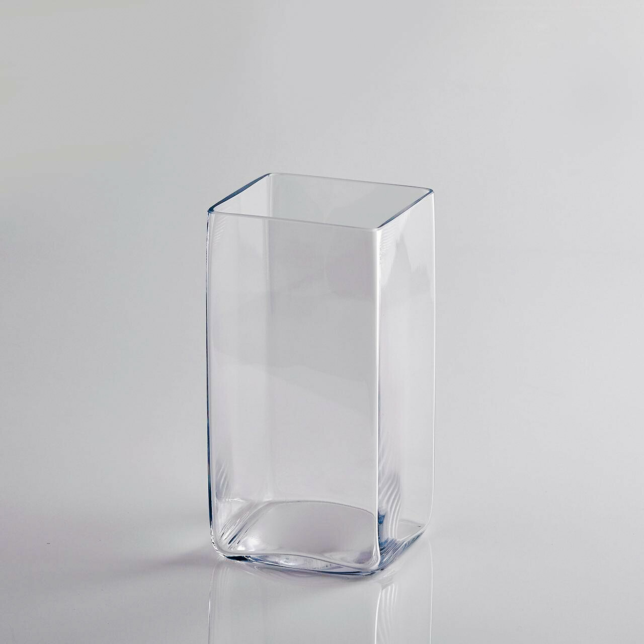 Vaso quadrato in vetro
