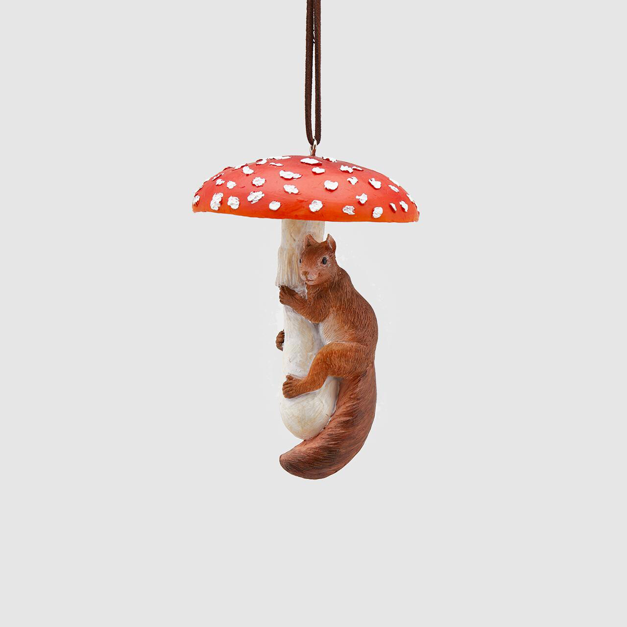 Decoro fungo con scoiattolo