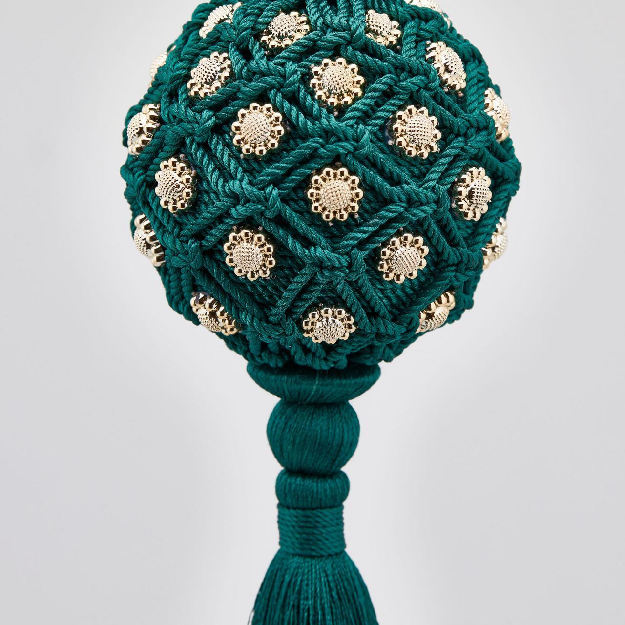 Sfera con nappe intrecci