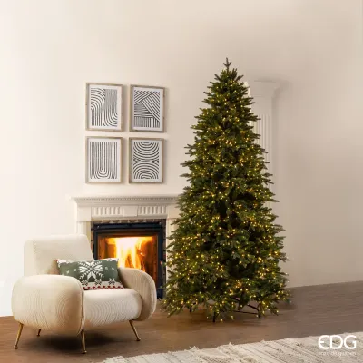 Pino Cristallo EDG con 2500 LED h.240cm Pino Cristallo EDG con 2500 LED h.240cm