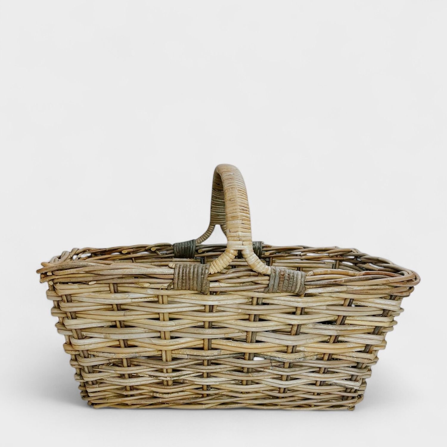 Cesto rettangolare 60cm con manico