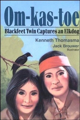 Used Om-Kas-Toe : Blackfeet Twin Captures an Elkdog