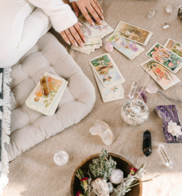 Tarot Evolutivo, oráculos y Angeloterapia