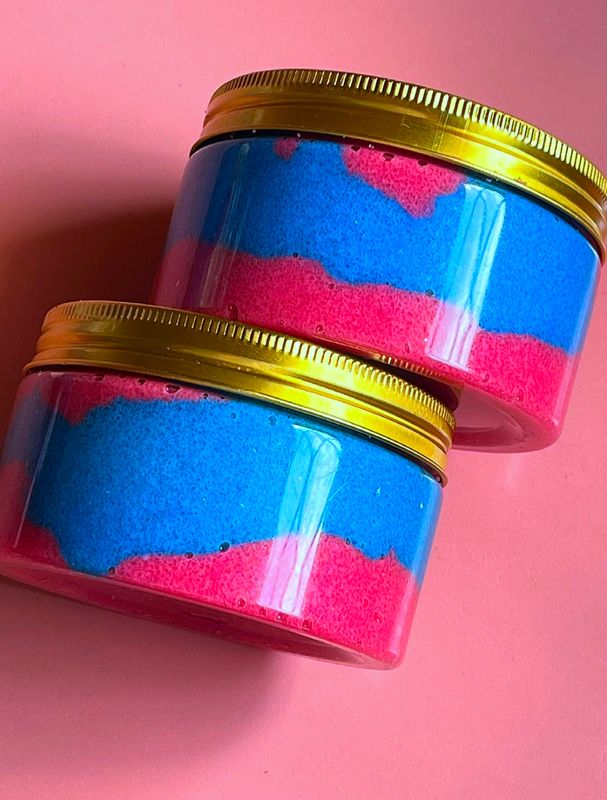 Exfoliating sugar body scrubs