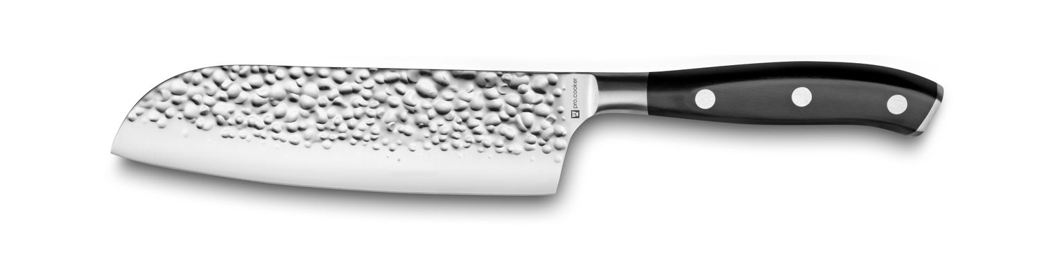 Confezione 1 pezzo  COLTELLO SANTOKU 18CM OKITO