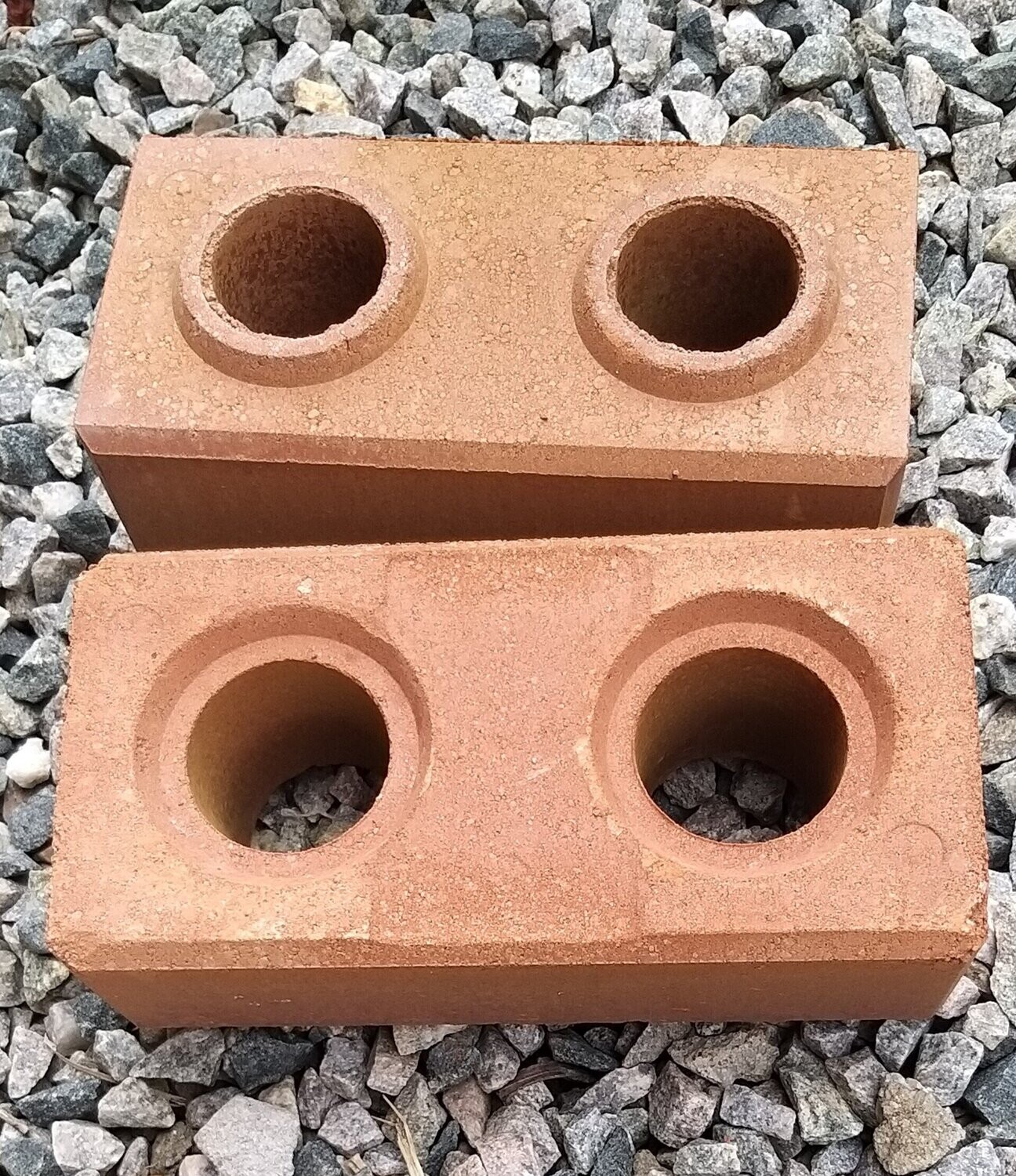 Palette de 5m² de Briques durables 30CR11 avec emboitements