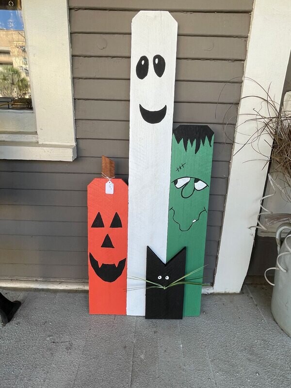 Halloween Porch Décor (Pumpkin, Ghost, Frankenstein, and Black Cat)