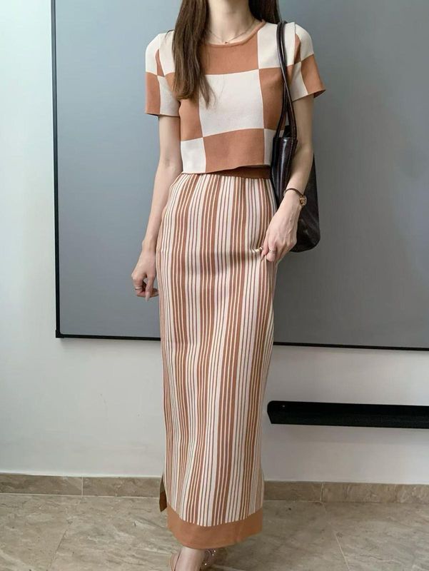 Knitted Midi Skirt Sets