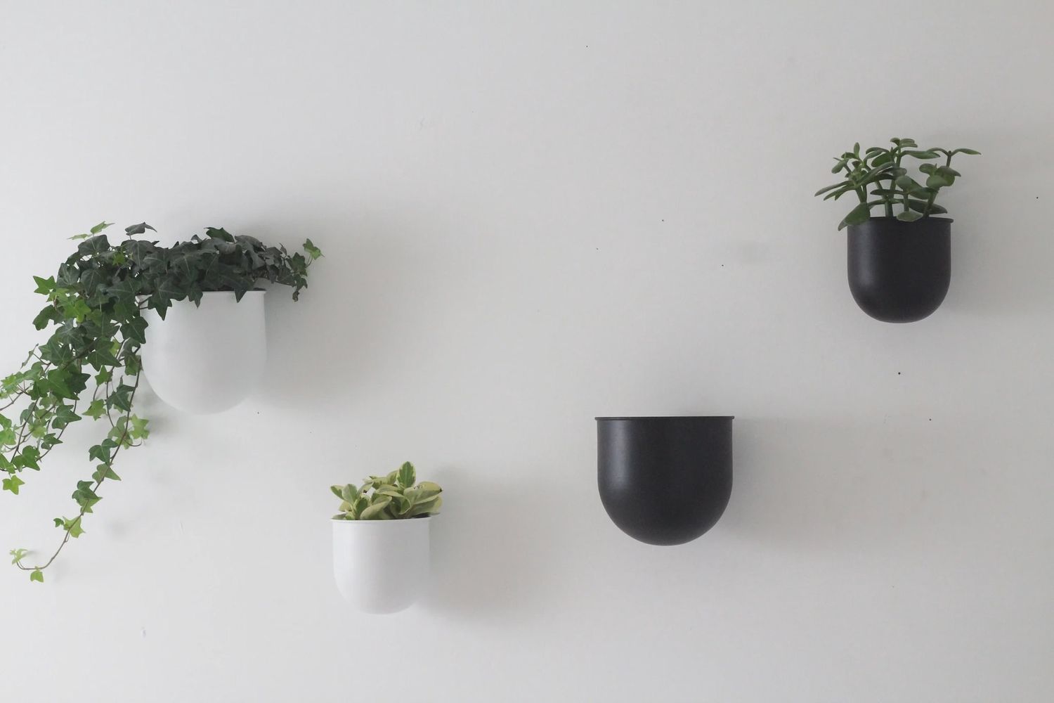 Minimalist Metal Wall Hangers