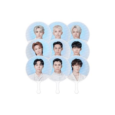 Seventeen New_ World Tour Image Picket