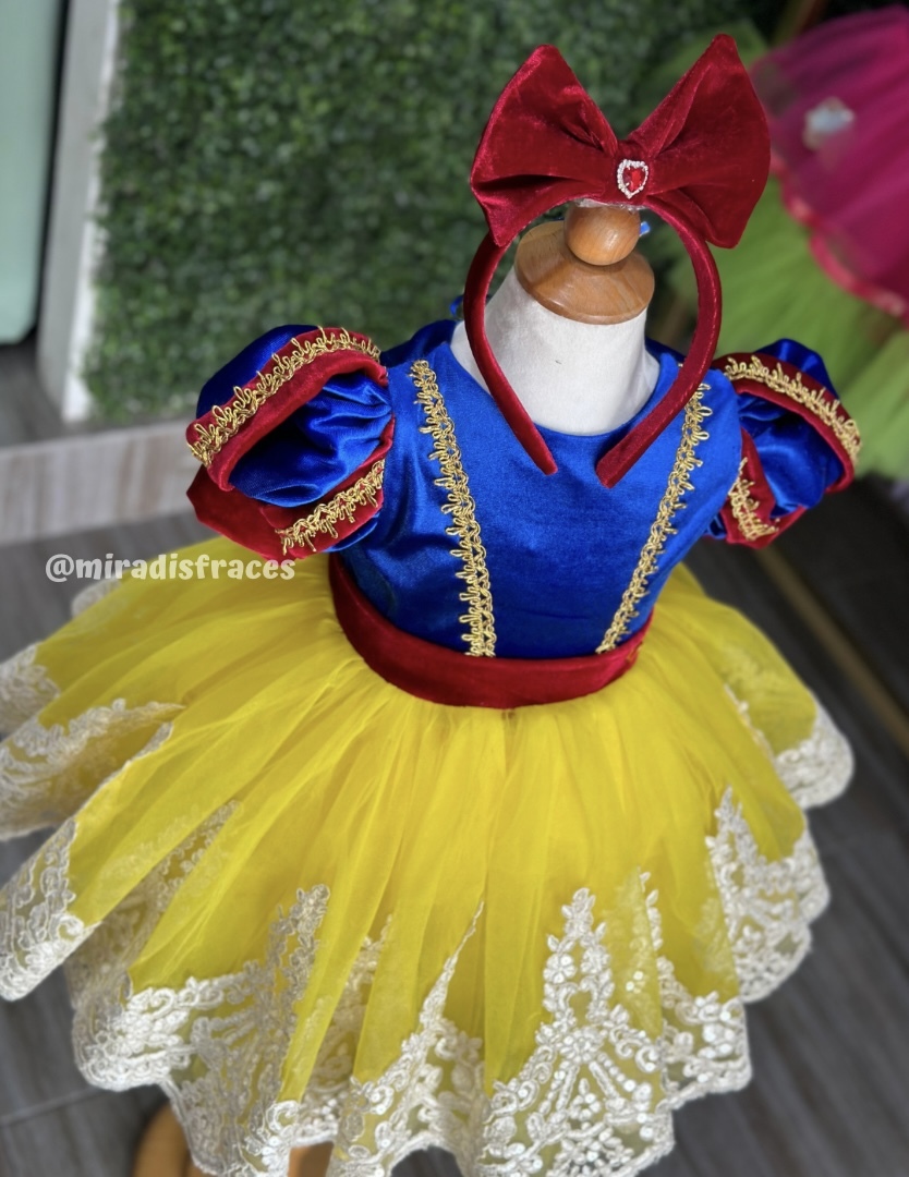 Blanca Nieves tul y encaje