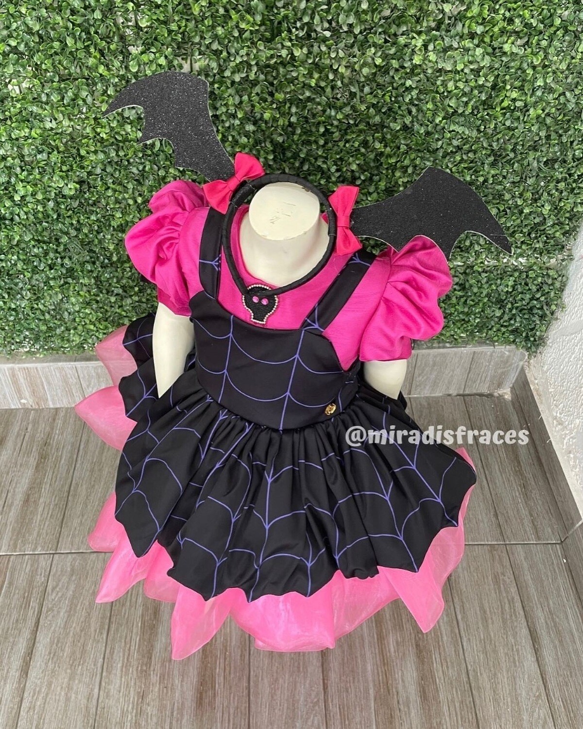 Vampirina