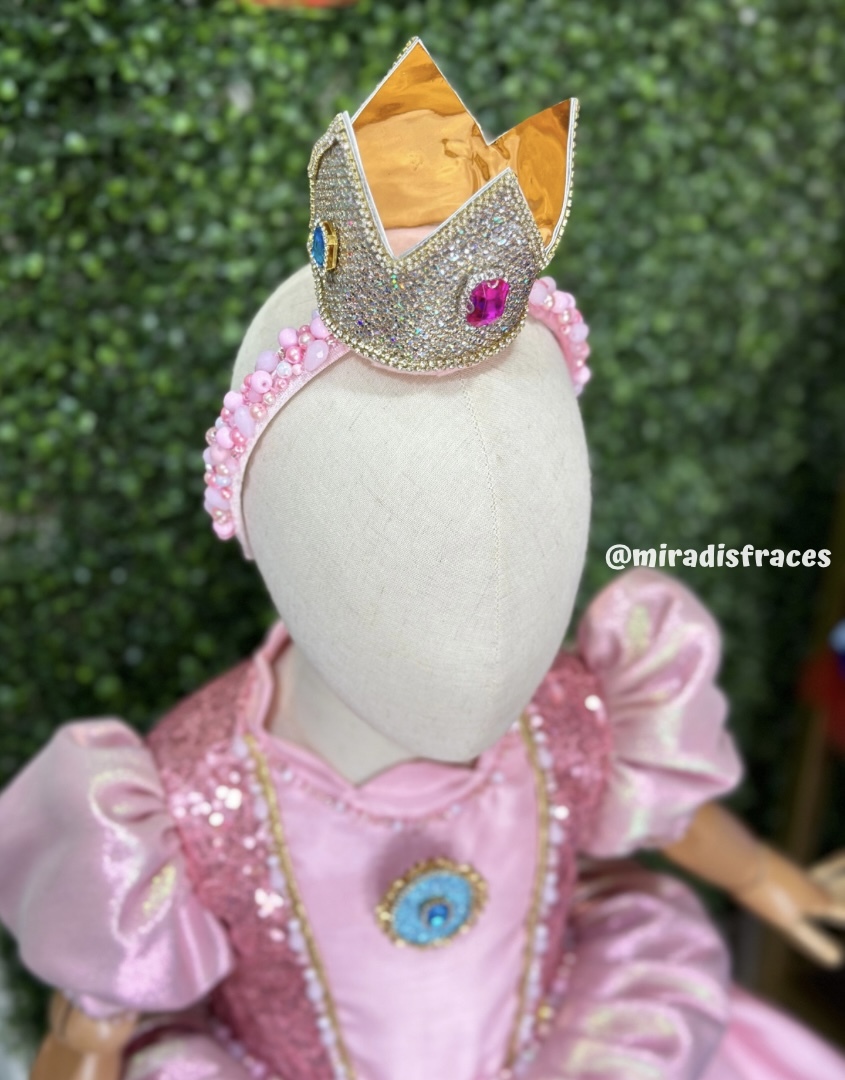 Princess Peach Deluxe