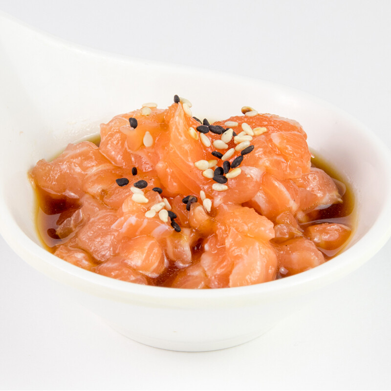 (65) Tartare Salmone