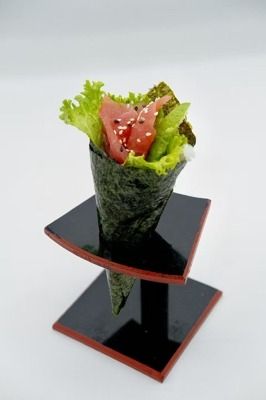 (152) Temaki tonno
