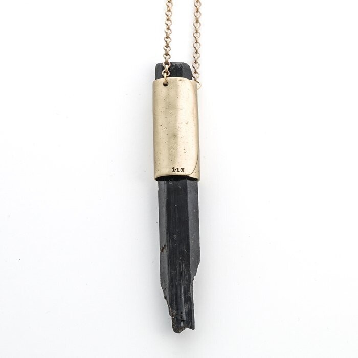 BLACK TOURMALINE VESSEL PENDENT GOLD