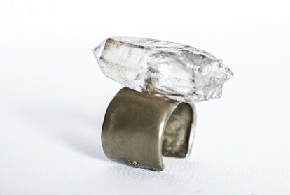 HYALINE QUARTZ RING GOLD