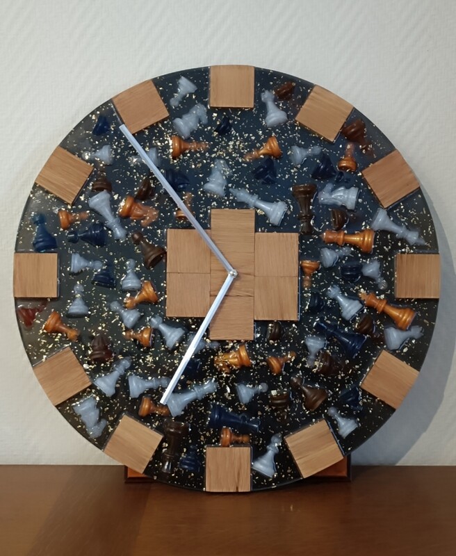 horloge " échiquier "