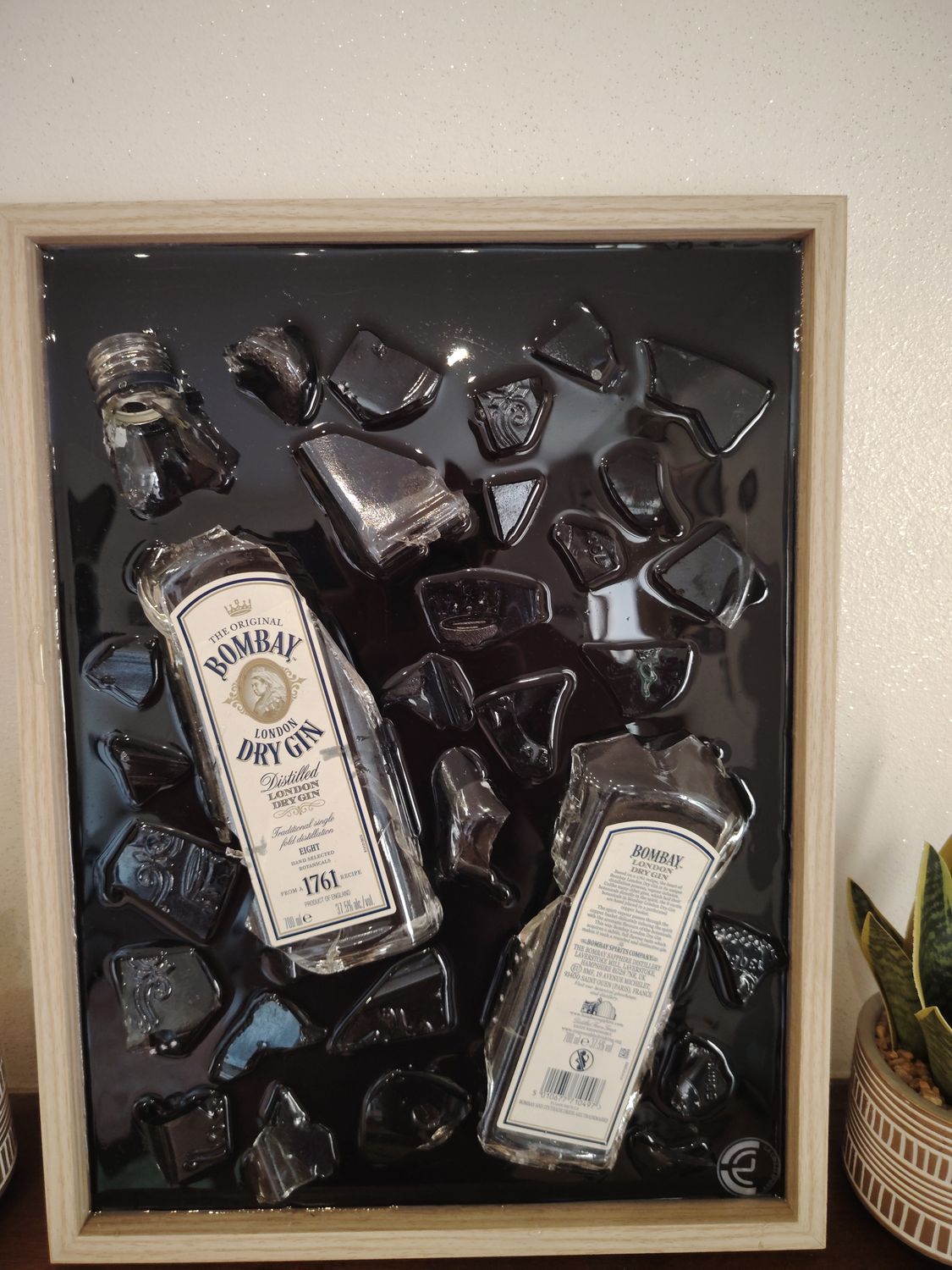 Tableau en résine - Bouteille de GIN BOMBAY