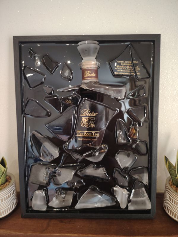 Tableau en résine _ Bouteille GRAPPA BERTA TRE SOLI TRE