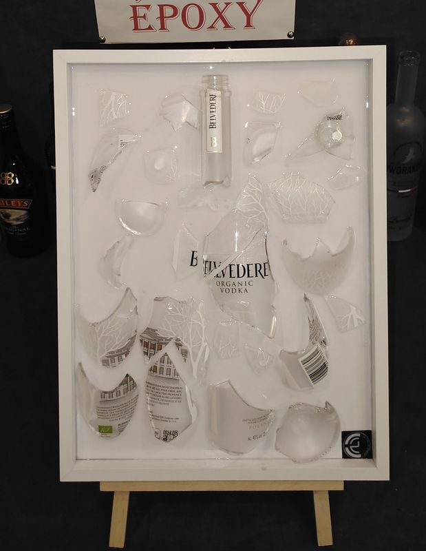 Tableau en résine - Bouteille de Belvédère