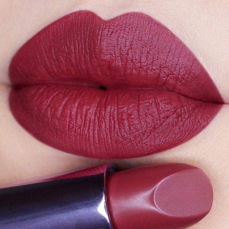 Rossetto PlumCake - Neve Cosmetics
