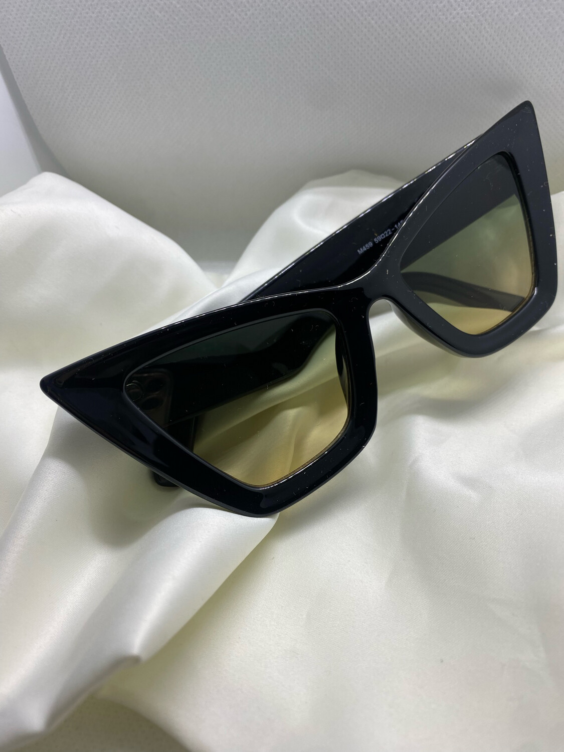 Extreme Cateye