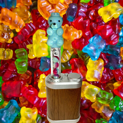 Tinymight Stem With A Hollow Aquamania V2 Gummy Bear Made By @EricDuyette And 50/50 Telemagenta And Aquamania V2 Marbles