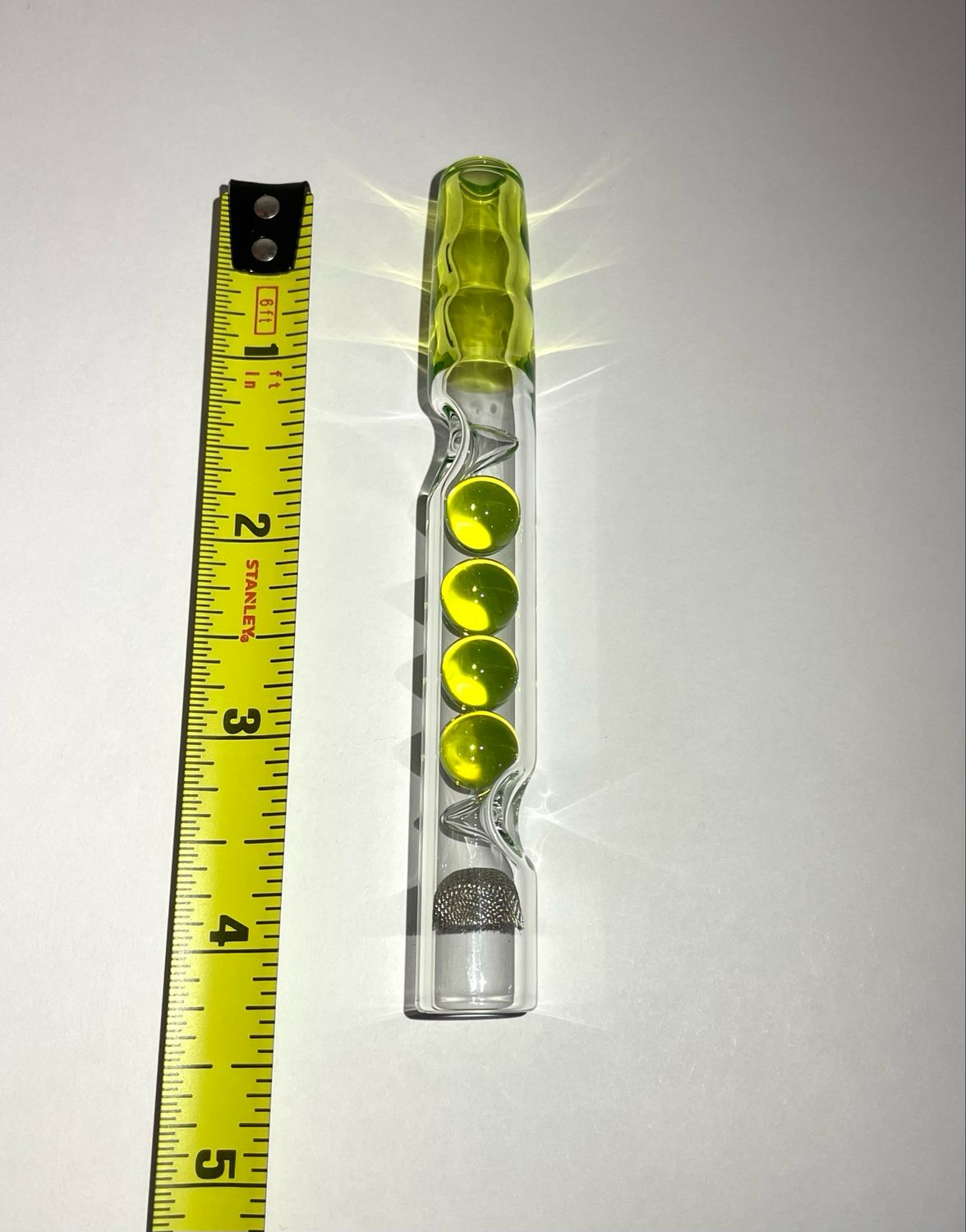 Toad UV Reactive 14mm WPA Stem With Green Ion Cooling Marbles And A Matching Mouthpiece
