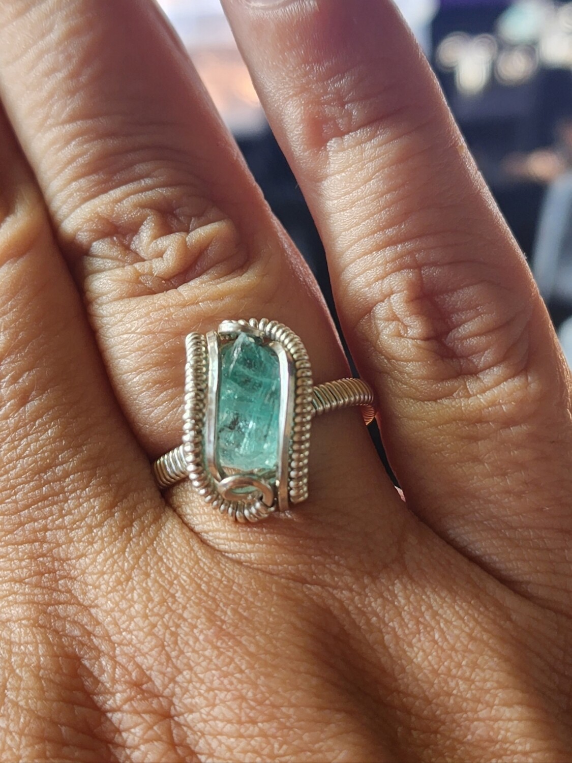 Emerald ring size 7.25