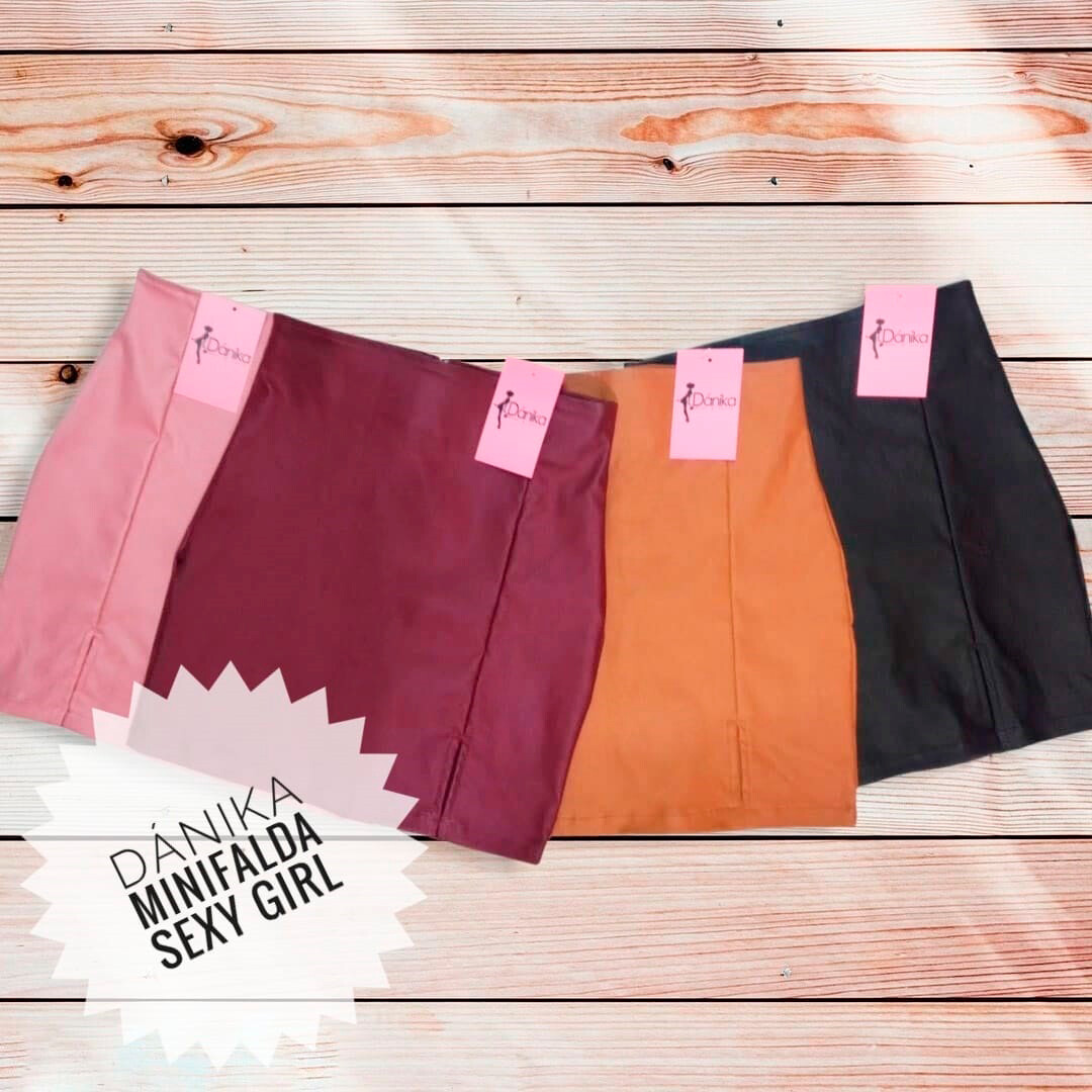 Minifaldas latex