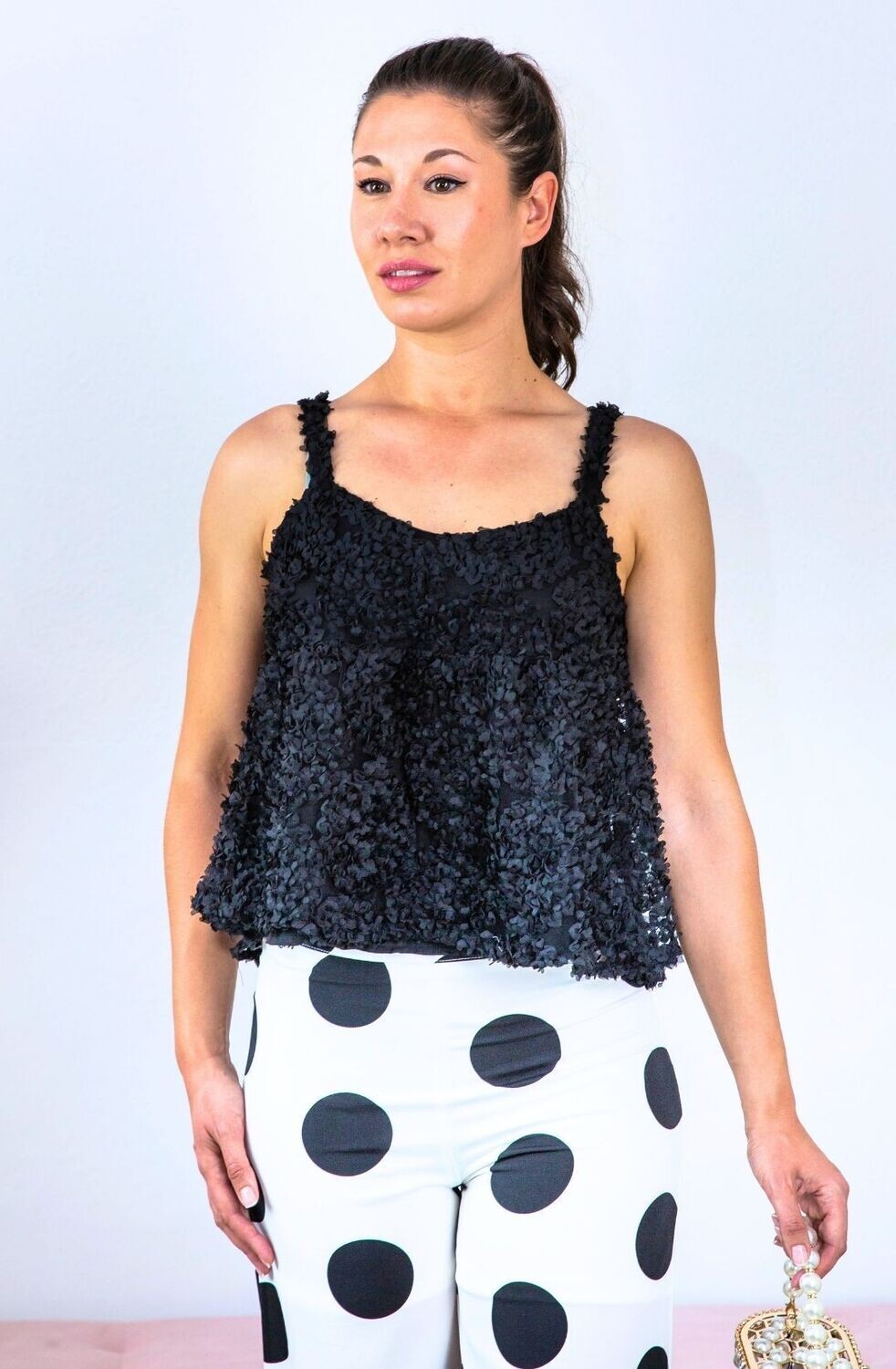 Blusa Relieve Tirante Negro