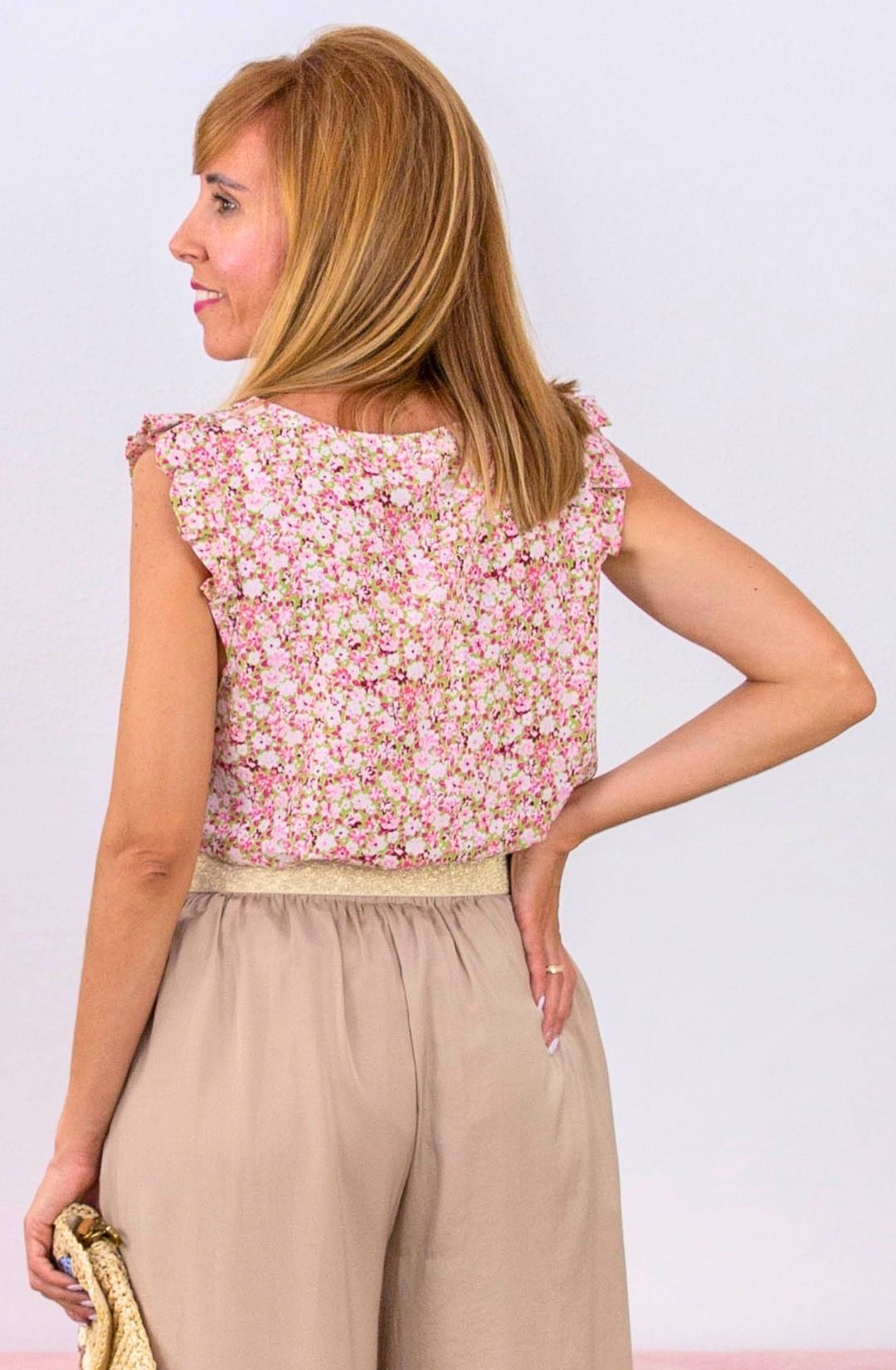 Blusa Sin Mangas Volante Flores