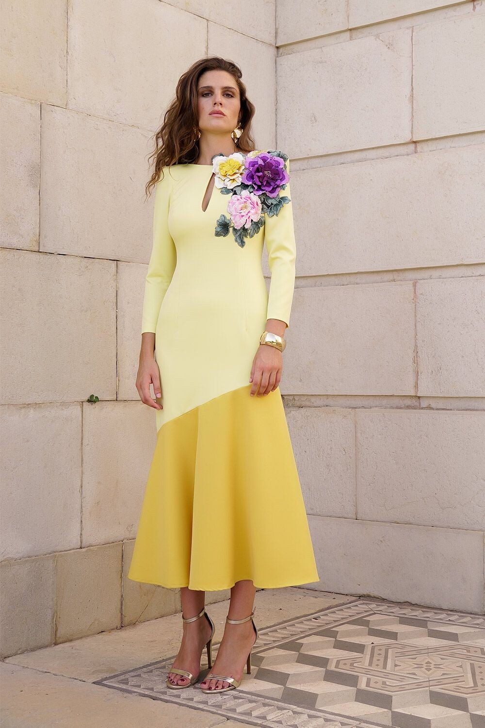 Vestido Bicolor Amarillo Flores Bordadas - ANNA MOON