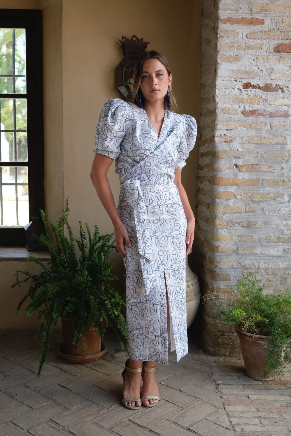 Conjunto AFRICA BLANCO- SEDA Y COLOR