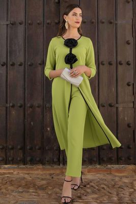 Conjunto Casaca flores Pistacho- SARA R.