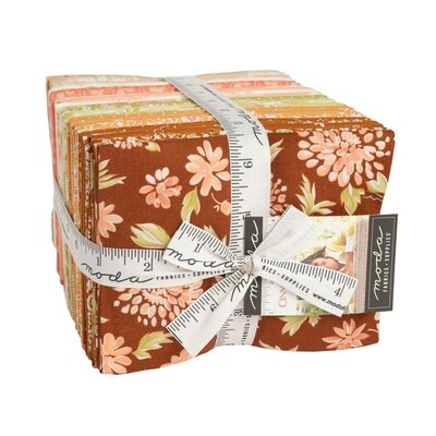 CINNAMON AND CREAM Fat Quarter Bundle by FIG TREE & CO.