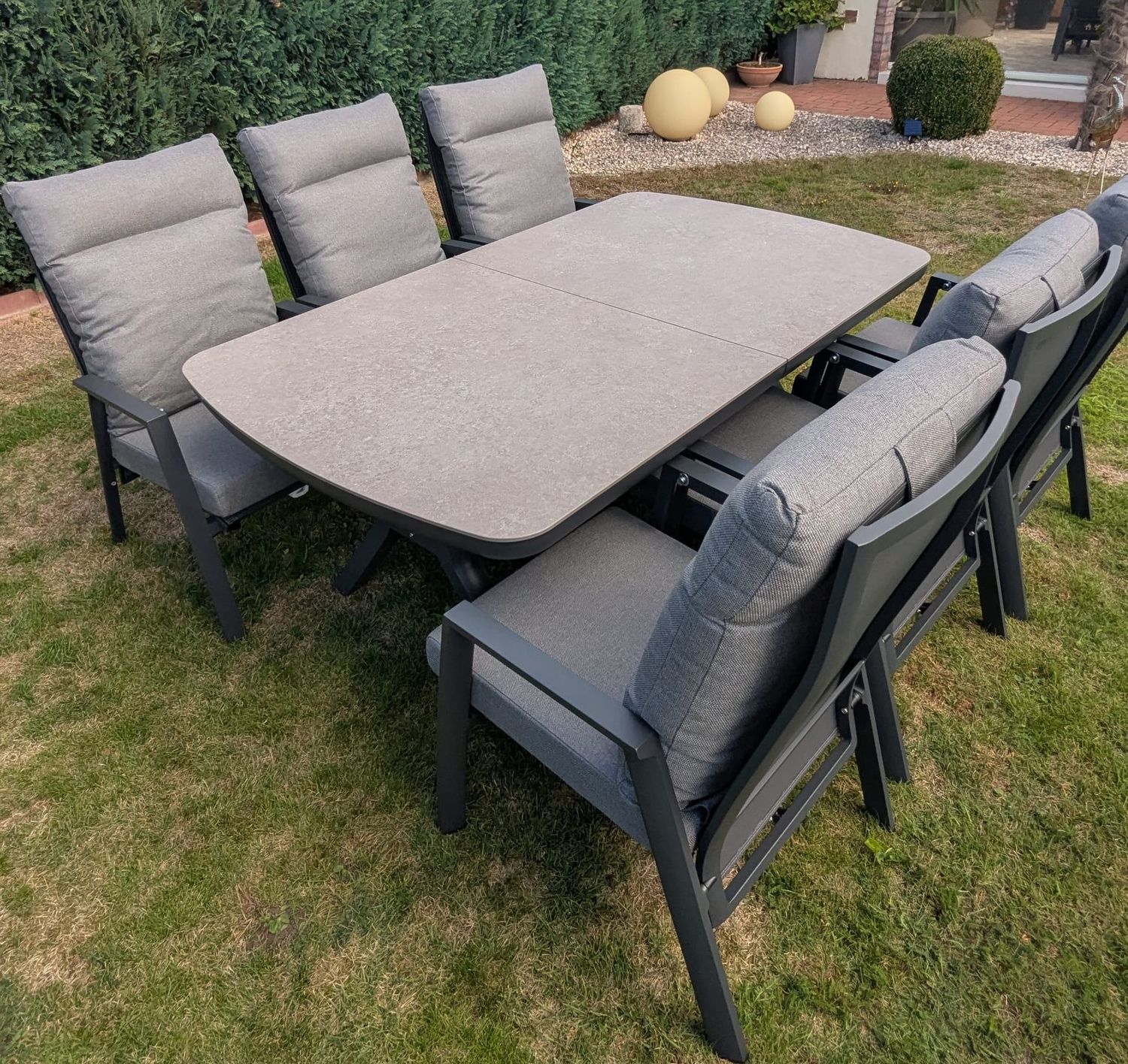 Gartenmöbelset Kir-Royal-132-G-XL Neuheit: Mit 10 cm Sitzkissenstärke ! Gartenmöbelset Kir-Royal-132-G-XL Neuheit: Mit 10 cm Sitzkissenstärke !