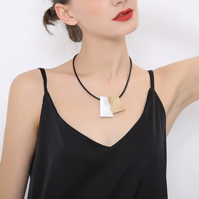 ABSTRACT SQUARE NECKLACE