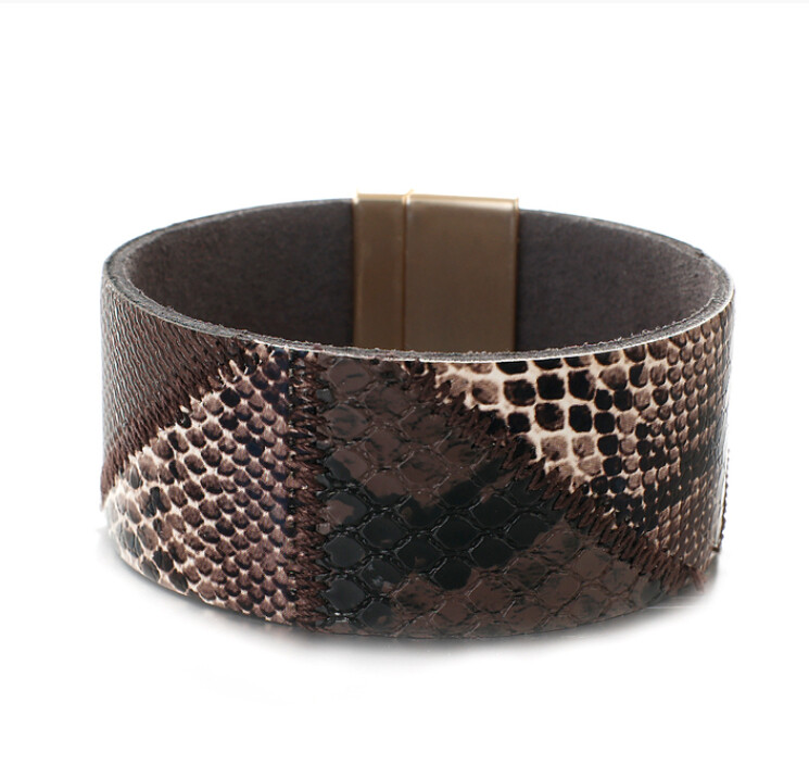 ANIMAL PRINT LEATHER BRACELET