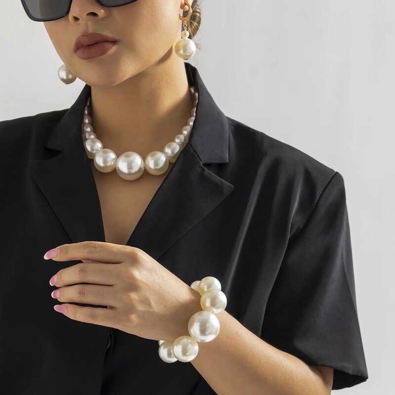 BIG PEARL BRACELET