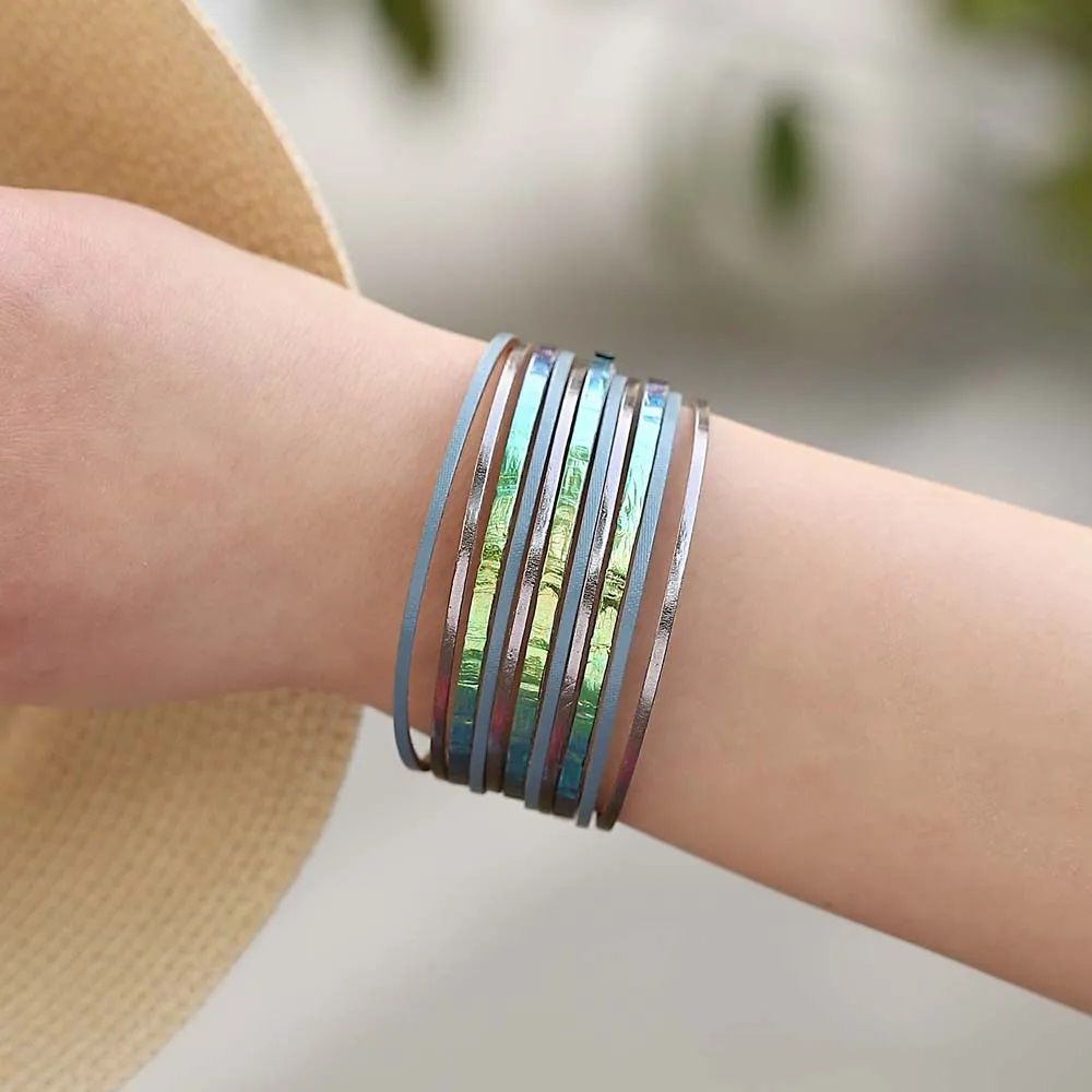 GREEN STRANDS LEATHER BRACELET