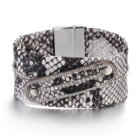 BLACK &amp; WHITE LEATHER BRACELET