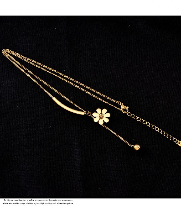 DAISY NECKLACE