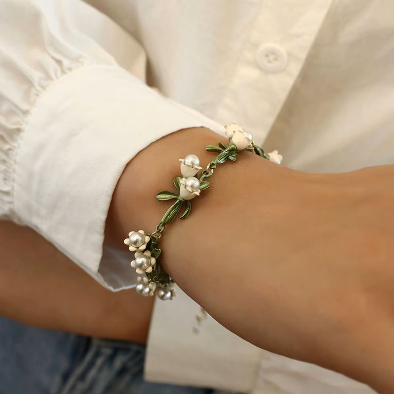 FLOWER BRACELET